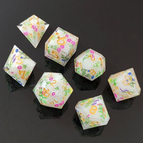 Resin Dice Set with Cat, Butterfly, Volcano, Dragon Egg & Graffiti Designs – Colorful Embedded Dice  Fluorescent Styles for DND & RPG Games