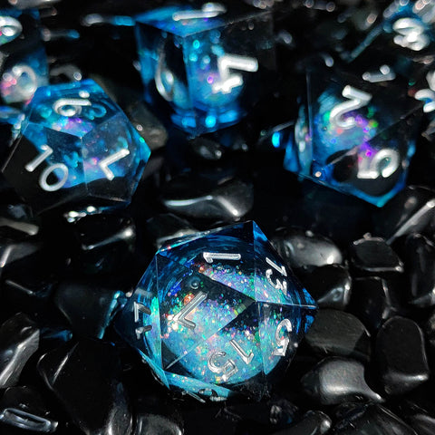 Resin Liquid Core Dice Set – Flowing Glitter DND Dice Multiple colors available