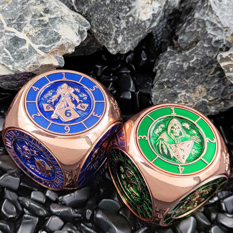 Cube Spinner 7‑in‑1 Metal Dice – Antique Bronze, Copper, Bloodstain & More