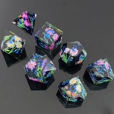 Resin Dice Set with Cat, Butterfly, Volcano, Dragon Egg & Graffiti Designs – Colorful Embedded Dice  Fluorescent Styles for DND & RPG Games