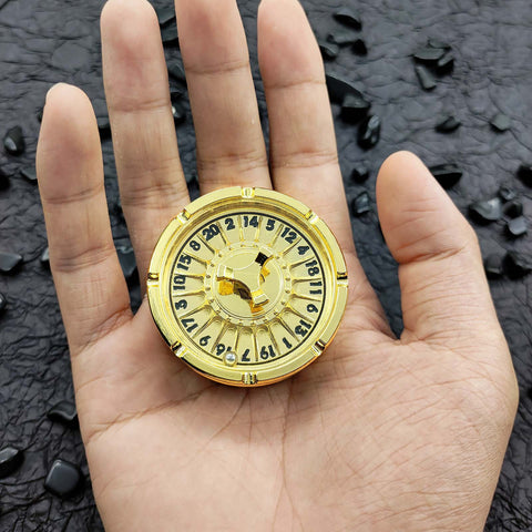 Dragon’s Wheel Metal D20 Spinner – Multiple Color Options