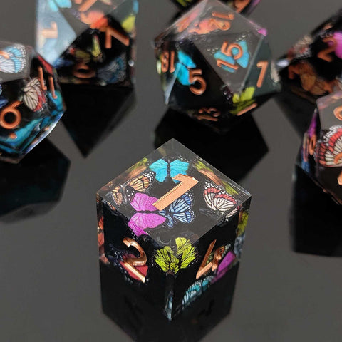 Resin Dice Set with Cat, Butterfly, Volcano, Dragon Egg & Graffiti Designs – Colorful Embedded Dice  Fluorescent Styles for DND & RPG Games