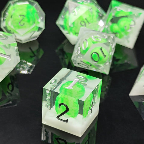 Resin Dice Set with Cat, Butterfly, Volcano, Dragon Egg & Graffiti Designs – Colorful Embedded Dice  Fluorescent Styles for DND & RPG Games