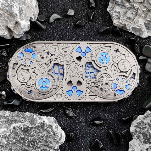 Engraved Dual-Spinner Dice – For the Immersive DND Experience